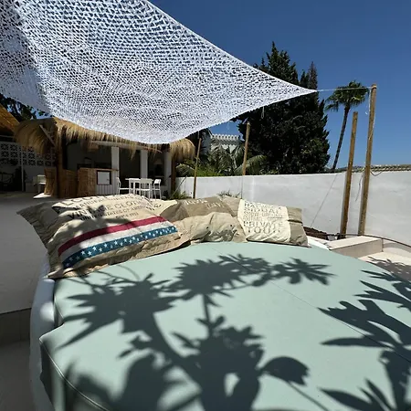 Aurora Boutique House - Only Adults * Μαρμπέλλα