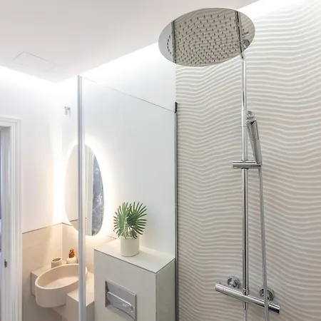 Aurora Boutique House - Only Adults * Μαρμπέλλα