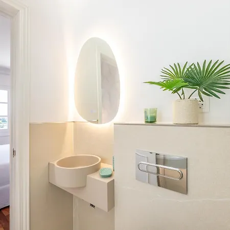Aurora Boutique House - Only Adults Bed and Breakfast *