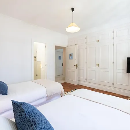 Aurora Boutique House - Only Adults Bed & Breakfast