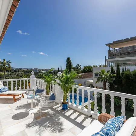 Aurora Boutique House - Only Adults