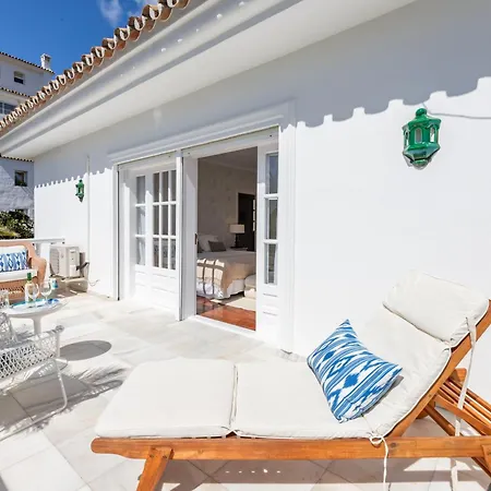 Aurora Boutique House - Only Adults *