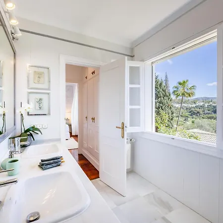 Aurora Boutique - Only Adults Bed & Breakfast Marbella