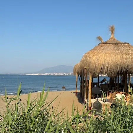 Aurora Boutique - Only Adults 4*