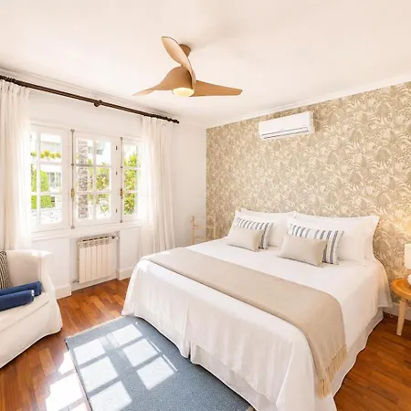 Aurora Boutique - Only Adults 4*