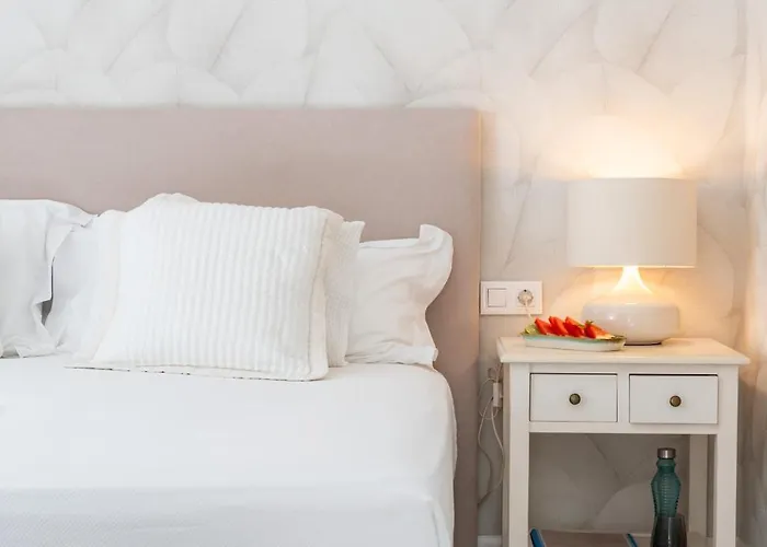 Aurora Boutique - Only Adults 4* Марбелья